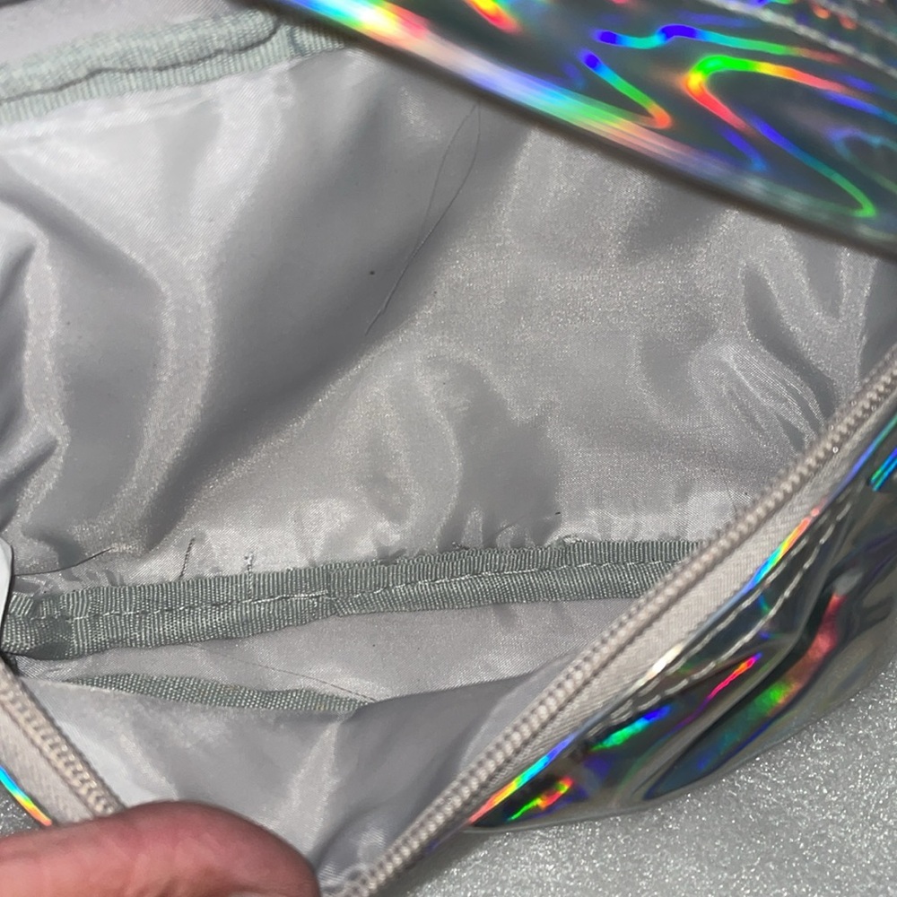 Silver Fanny pack - Picture 4 of 4